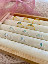 Laden Sie das Bild in den Galerie-Viewer, Anillo verde agua París Omamori Joyas