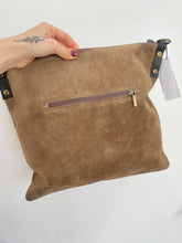 Cargar imagen en el visor de la galería, Bolso Gina Omamori Joyas