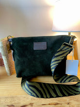 Cargar imagen en el visor de la galería, Bolso Medium Ante ( colores ) Omamori Joyas