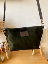 Cargar imagen en el visor de la galería, Bolso Medium Ante ( colores )