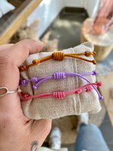 Cargar imagen en el visor de la galería, Pulsera Oh Mami Omamori Joyas