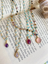Cargar imagen en el visor de la galería, Collar lágrima con calcedonia Omamori Joyas
