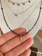 Cargar imagen en el visor de la galería, Collar Mini Gems Moon Omamori Joyas