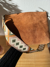 Cargar imagen en el visor de la galería, Correas Para Bolsos (Nuevas) Omamori Joyas