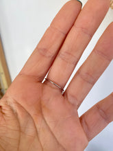 Laden Sie das Bild in den Galerie-Viewer, Anillo Luna y Turquesa sintética Omamori Joyas