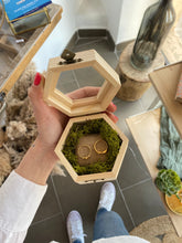 Cargar imagen en el visor de la galería, Porta alianzas rústico