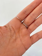Cargar imagen en el visor de la galería, Anillo Mini corazones Omamori Joyas
