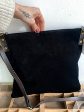 Cargar imagen en el visor de la galería, Bolso Gina Omamori Joyas