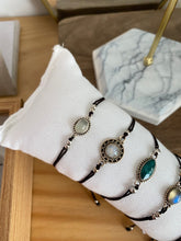 Load image into Gallery viewer, Pulsera Calcedonia Verde agua Omamori Joyas