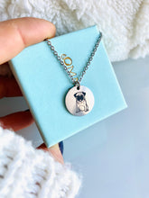 Laden Sie das Bild in den Galerie-Viewer, Colgante Omamori Inu Omamori Joyas