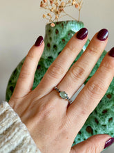 Cargar imagen en el visor de la galería, Anillo Calcedony Vintage
