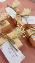 Cargar imagen en el visor de la galería, Pulsera Círculo para Dama de honor Omamori Joyas
