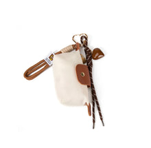 Cargar imagen en el visor de la galería, K-Charm Bag- Llaveros para  bolso Omamori Joyas
