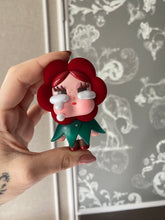 Cargar imagen en el visor de la galería, Caja sorpresa de POP MART CRYBABY Crying For Love Series Figures
