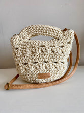 Cargar imagen en el visor de la galería, Bolso Noa Crochet
