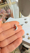 Cargar imagen en el visor de la galería, Charm Luna circonitas MOON Omamori Joyas
