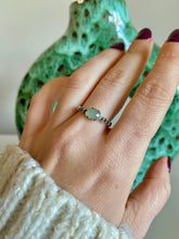 Cargar imagen en el visor de la galería, Anillo Calcedony Vintage
