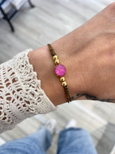 Cargar imagen en el visor de la galería, Pulsera Rosa de Sant Jordi Omamori Joyas
