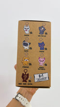 Cargar imagen en el visor de la galería, Caja sorpresa Fuggler Alley Cat Keyring  Plush Collectible Omamori Joyas
