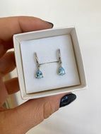 Pendientes topacio azul Omamori Joyas